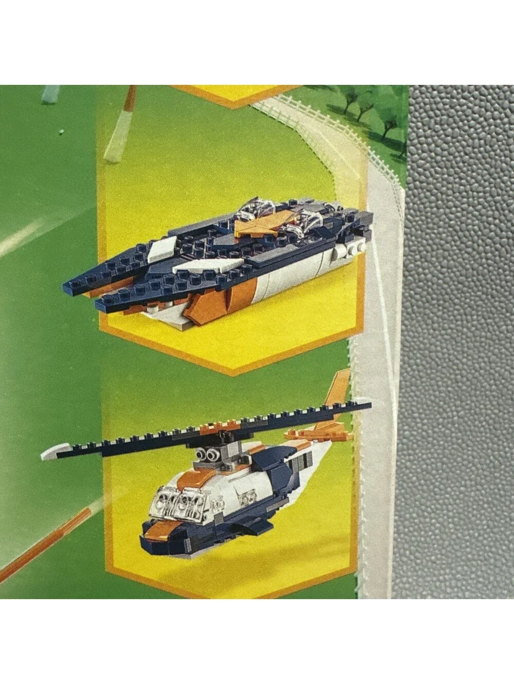 Lego 31126 Creator: Supersonic-Jet 3 in 1 New Retired Helicopter Boat 215pc